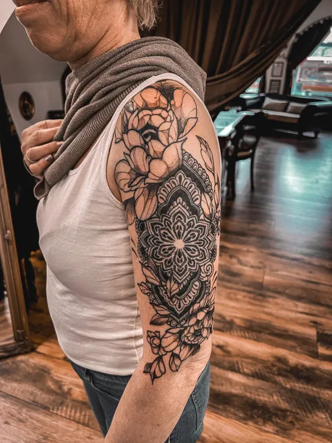 Bild 3 von 22 in der Galerie von "ion.ink.tattoo"