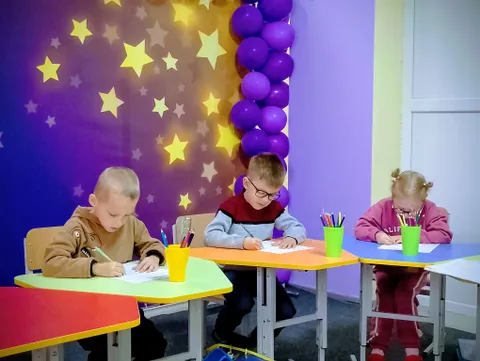 Зображення 1 з 4 у галереї "Центр «Арт-Галактика»"