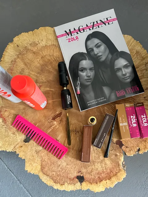 Зображення 3 з 3 у галереї "CBrows Studio"