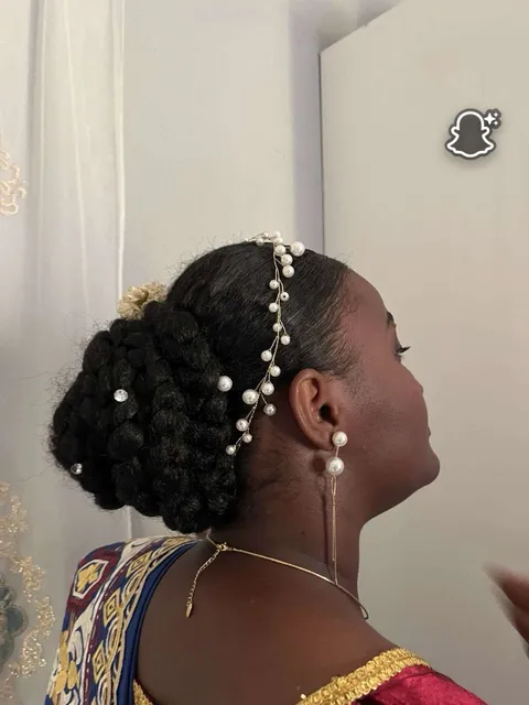 Image 3 sur 14 de la galerie « Kelly Makeup »