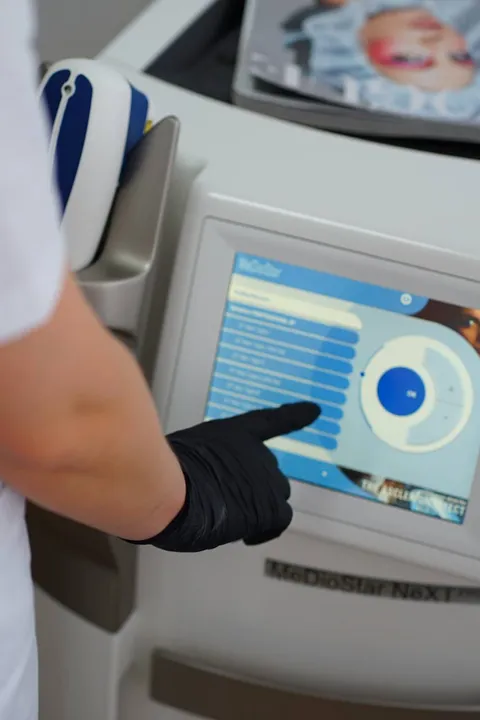 Bild 1 von 13 in der Galerie von "Oasis Studio"