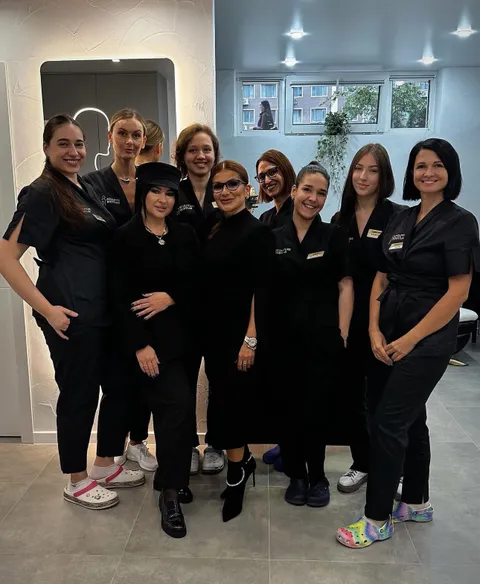 Зображення 1 з 3 у галереї "SculptureBodyLab"