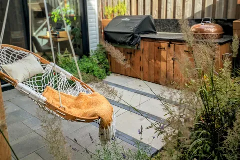 Image 2 sur 3 de la galerie « Michelle.ergo.masso »