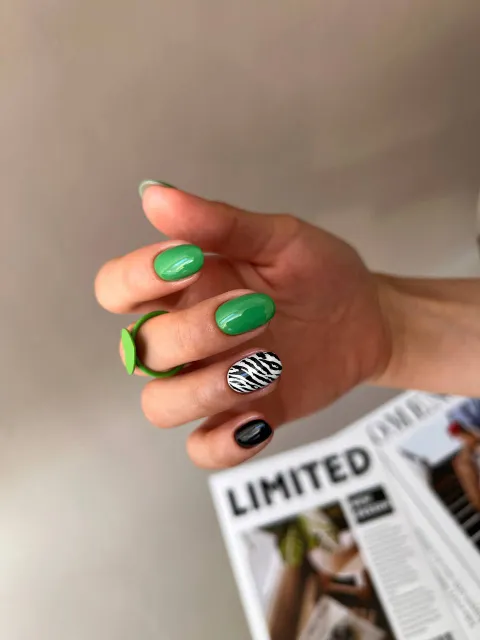 Изображение 8 из 31 в галерее "Dia Nail Space"