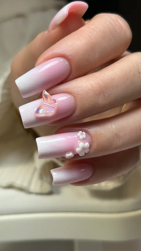 Zdjęcie 7 z 50 w galerii "Lana Nails Studio"