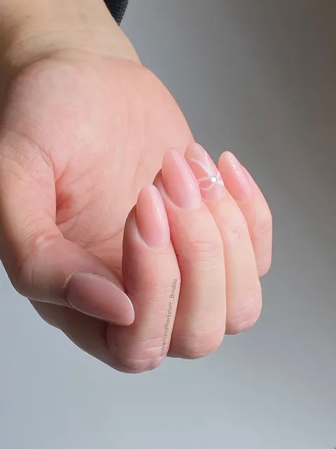 Bild 1 von 17 in der Galerie von "HandWerkstatt Brodau"