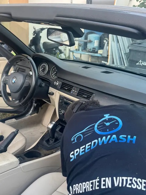 Image 3 sur 6 de la galerie « SpeedWash »