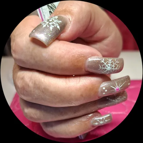 Bild 2 von 11 in der Galerie von "Beauty Nails By Nicky"