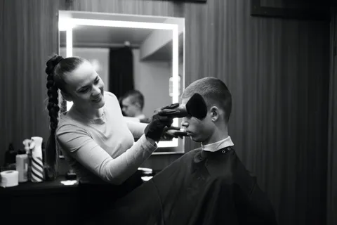 Зображення 9 з 10 у галереї ""Blade room""