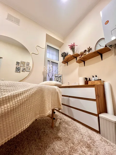 Зображення 4 з 8 у галереї "relight.massage"