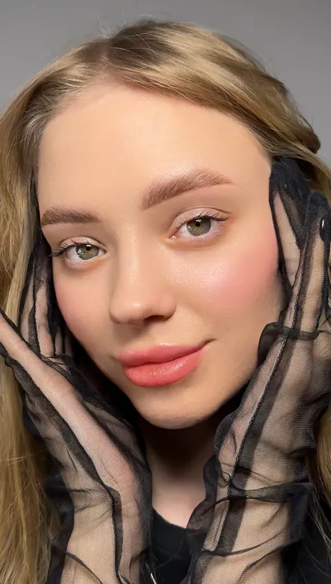 Зображення 1 з 12 у галереї "Nast_brows beauty studio"