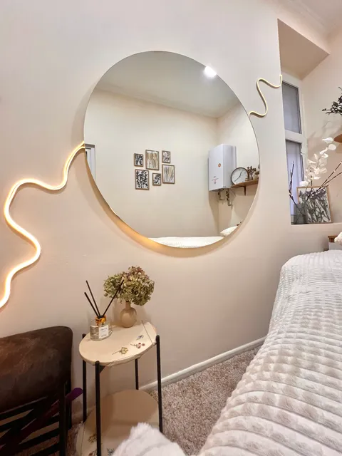 Зображення 3 з 8 у галереї "relight.massage"