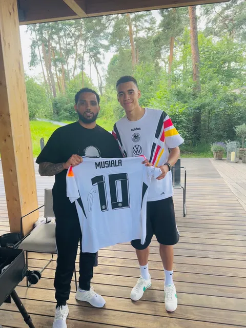 Bild 1 von 10 in der Galerie von "Bello Cutz"