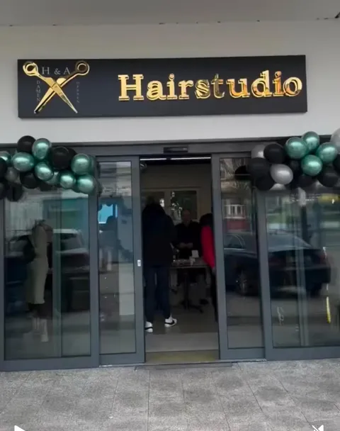 Bild 1 von 10 in der Galerie von "H&A Hairstudio"