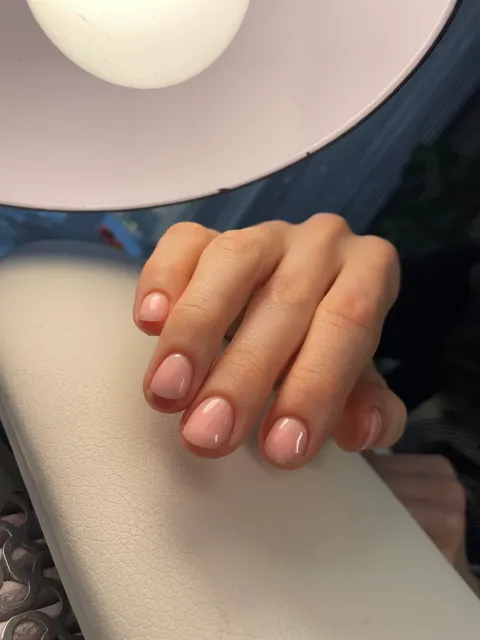 Зображення 10 з 21 у галереї "NailsLAB"