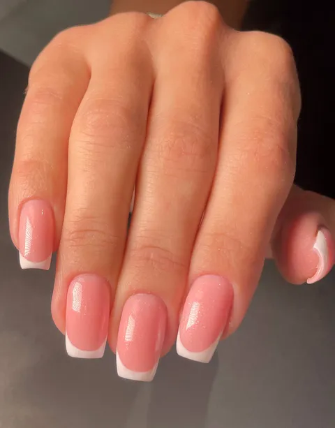 Зображення 9 з 21 у галереї "NailsLAB"