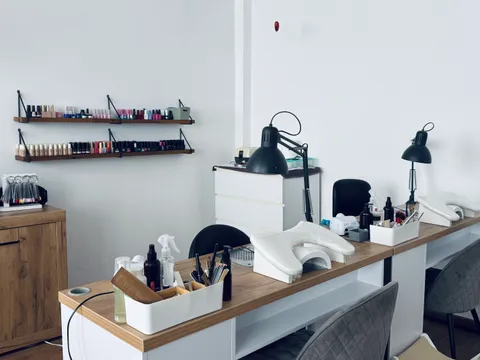 Зображення 2 з 2 у галереї "Soroka Nail Room"
