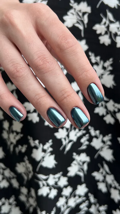 Зображення 9 з 10 у галереї "NUDE nailspace"
