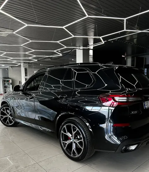 Зображення 8 з 17 у галереї "DARKSIDE"