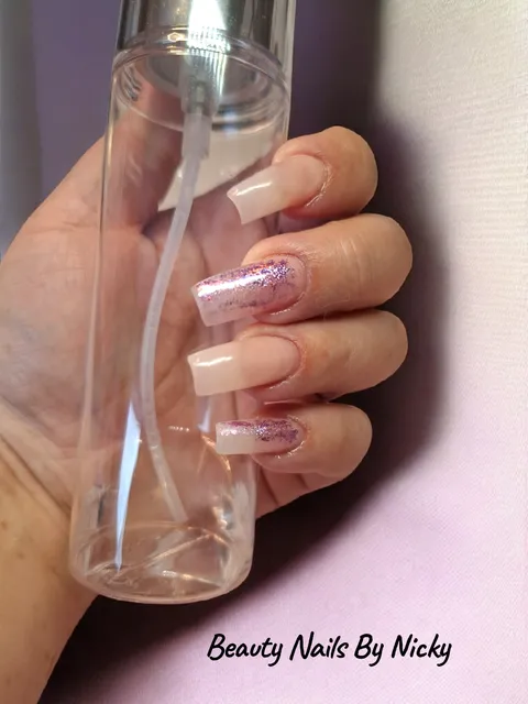 Bild 2 von 13 in der Galerie von "Beauty Nails By Nicky"