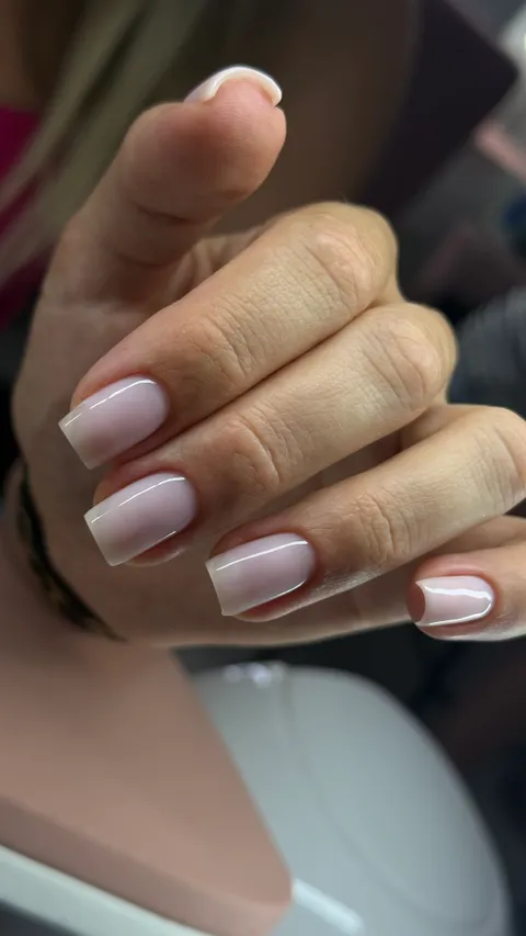 Зображення 8 з 15 у галереї "kava.nails.bar"