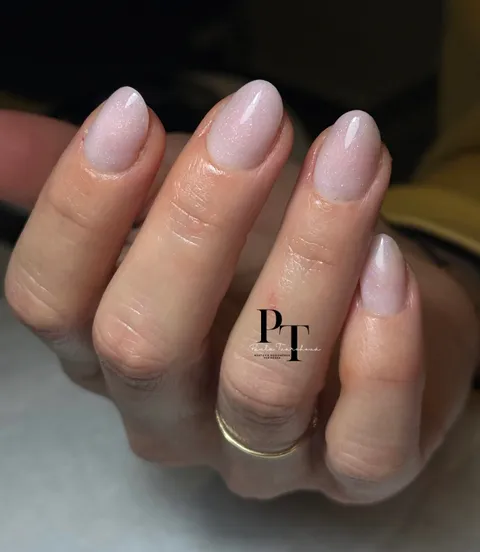 Obrázek 9 z 11 v galerii "Nehtová modeláž a pedikúra - Tvarohová Pavla"