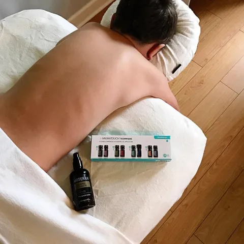 Image 3 of 5 in the gallery of "Ashely Relaxing Spot Massage"