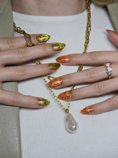 Bild 3 von 15 in der Galerie von "Urban Nail Lab"
