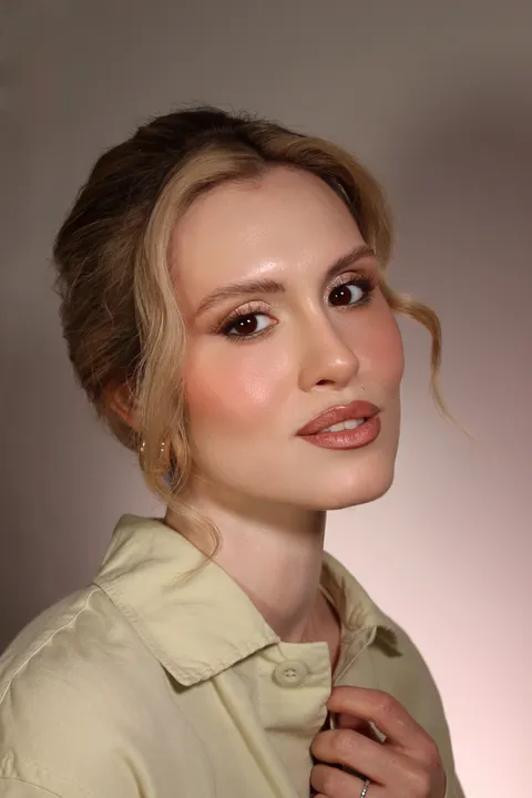 Зображення 4 з 25 у галереї "MUART.ELSA"