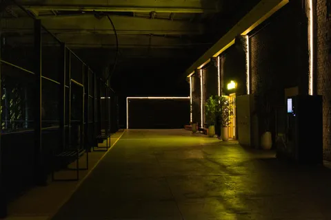 Зображення 4 з 11 у галереї "STREET ARENA"
