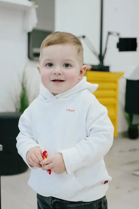 Зображення 3 з 24 у галереї "Kids barbershop"