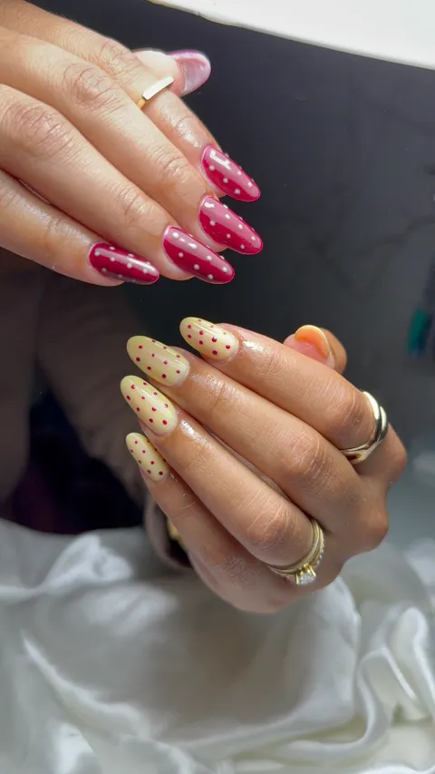Imagem 2 de 4 na galeria de "Maria Eduarda Nails"