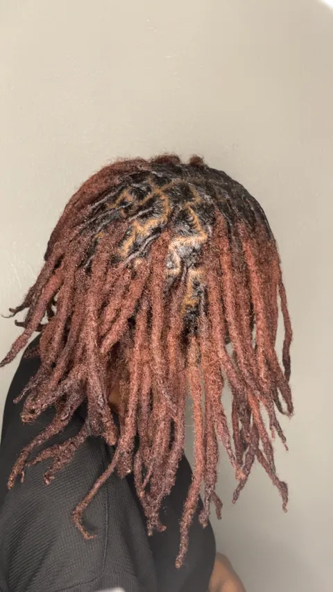 Image 1 of 6 in the gallery of "Done by Angele"