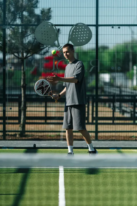 Зображення 9 з 23 у галереї "R. Court padel club"