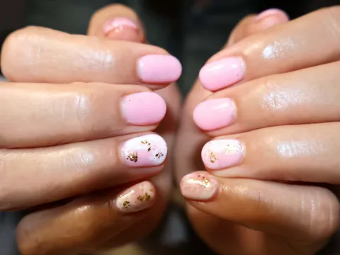 Afbeelding 2 van 17 in de galerij van "Auvri NailStudio"