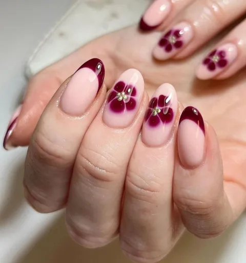 Afbeelding 3 van 17 in de galerij van "Auvri NailStudio"