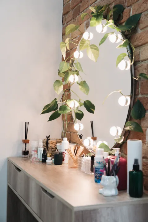 Зображення 8 з 19 у галереї "NUDE nailspace"