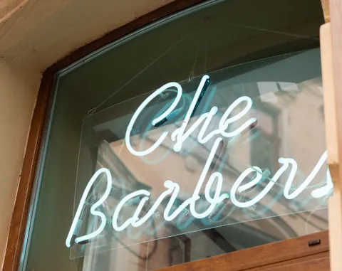 Зображення 1 з 10 у галереї "Che Barbers"