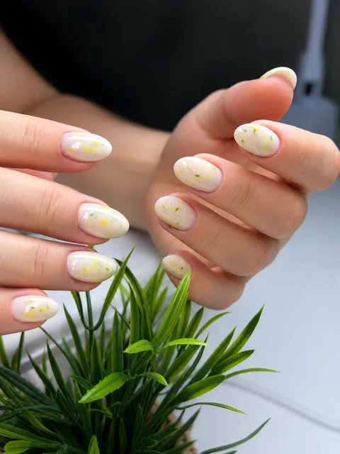 Зображення 8 з 9 у галереї "Irina Yeromenko Nail Artist"