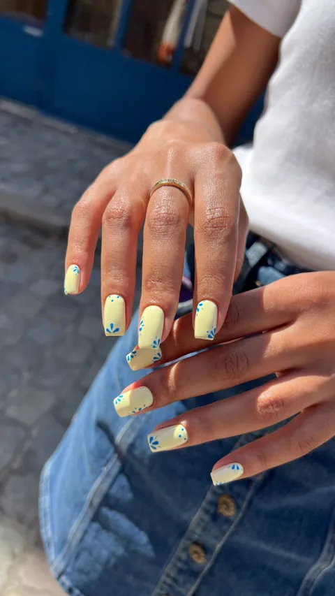 Image 3 sur 17 de la galerie « Ohmynails.Liuba »