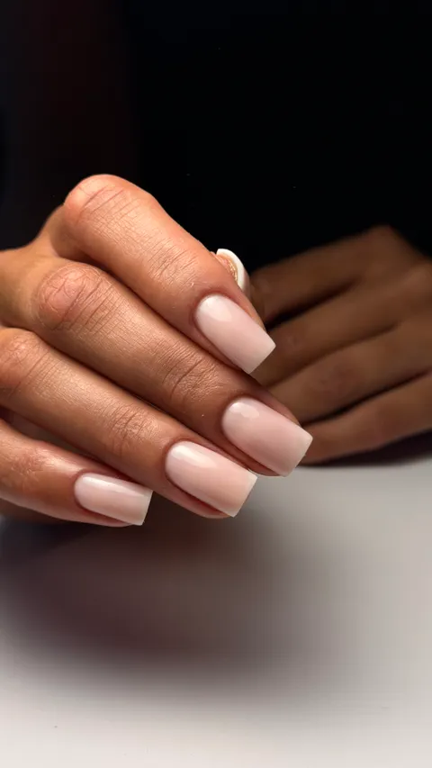 Image 9 sur 11 de la galerie « IVABEAUTY.PARIS »