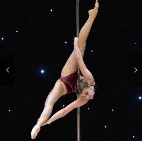 Зображення 3 з 5 у галереї "Pole Dance Studio Bagira"