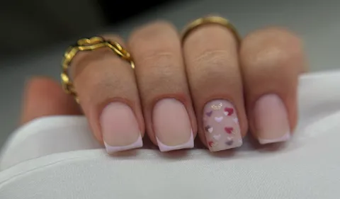 Bild 2 von 15 in der Galerie von "Sophies Signature Nails"