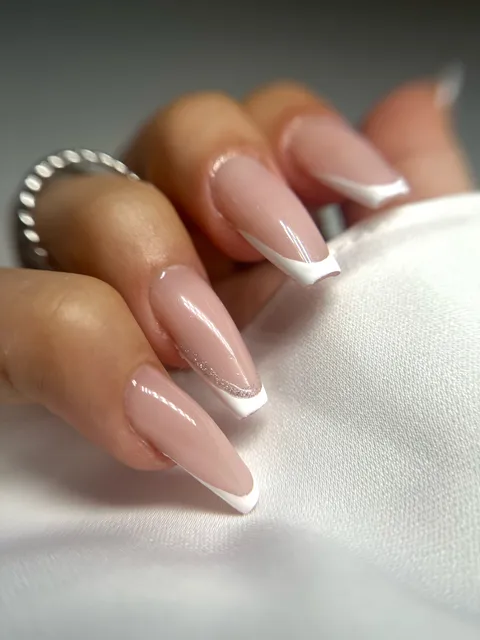 Bild 5 von 15 in der Galerie von "Sophies Signature Nails"
