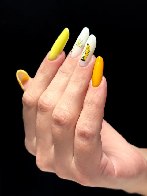 Obrázek 4 z 10 v galerii "ONIX nailcare & store"