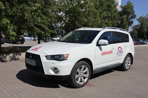 Зображення 1 з 5 у галереї "АВТОШКОЛА RALLY PLUS"
