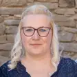 Nicole Hiller