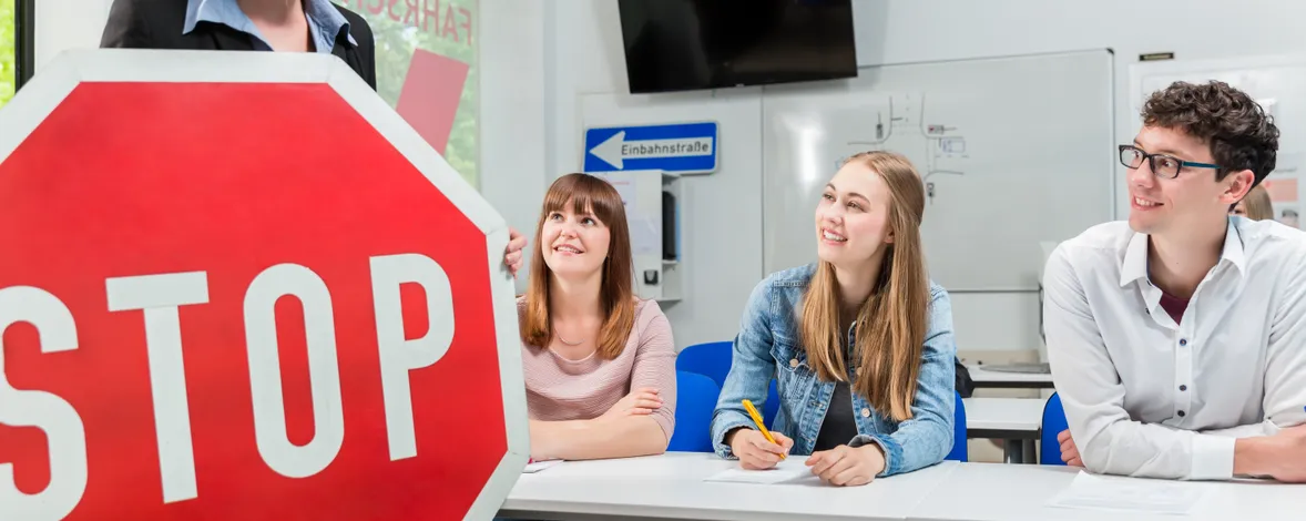 Программа для автошколы