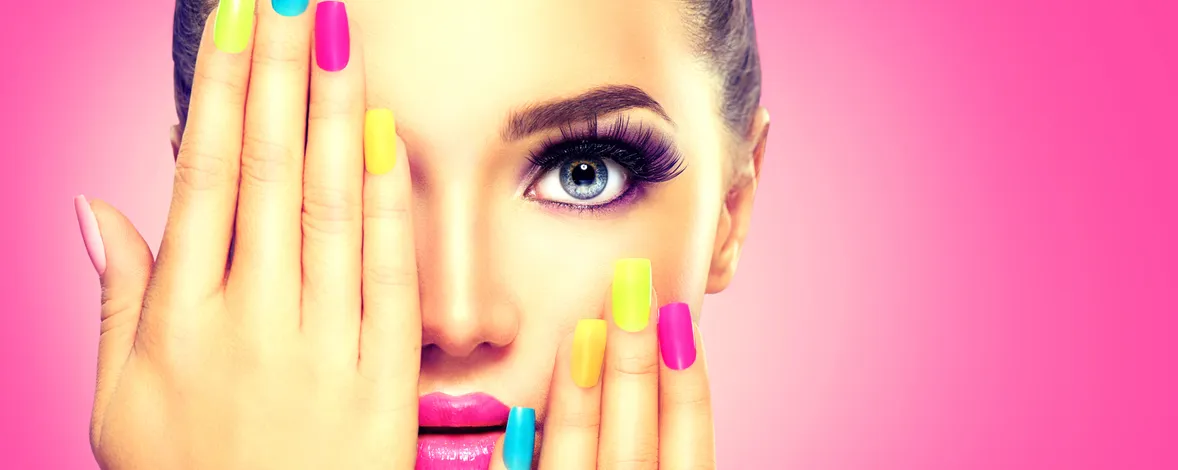 Онлайн-запись на маникюр