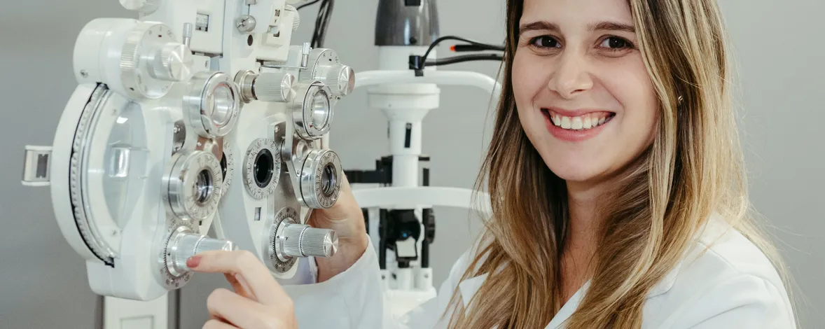 Optometrist and ophthalmologist appointment software